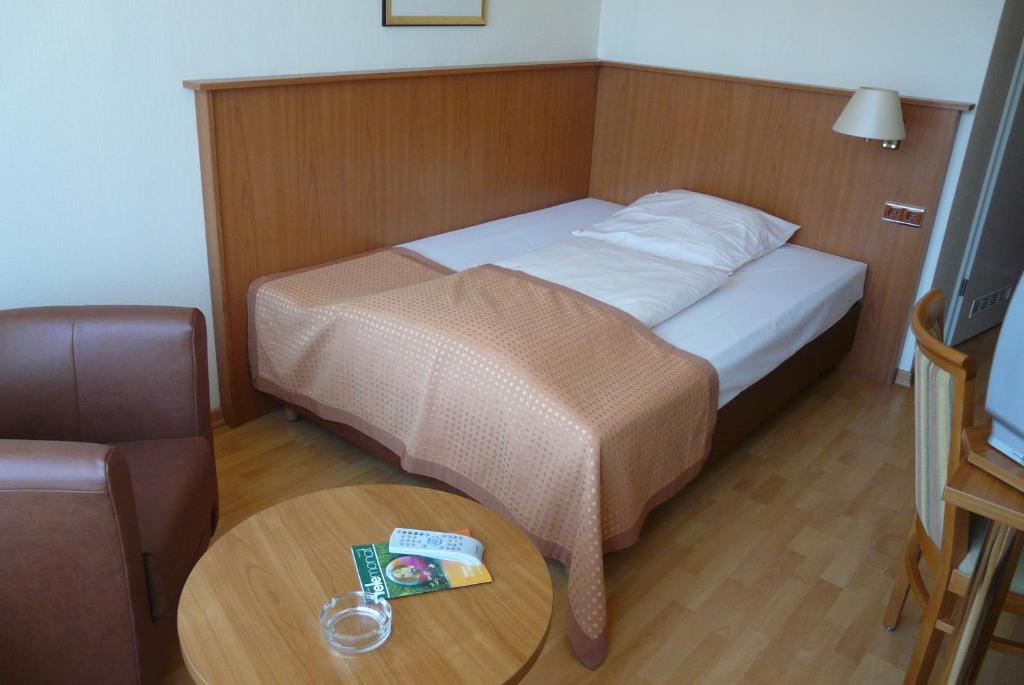 Traveller Hotel Lubeck Room photo