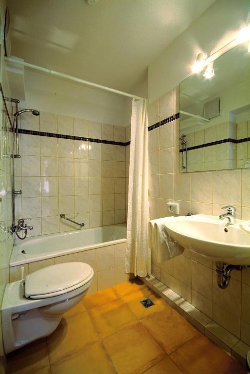 Traveller Hotel Lubeck Room photo